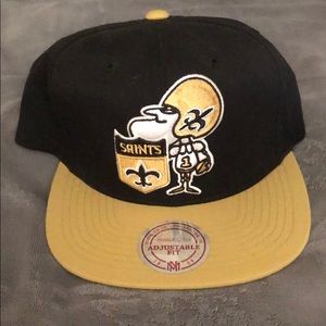 Mitchell & Ness Saints snap back